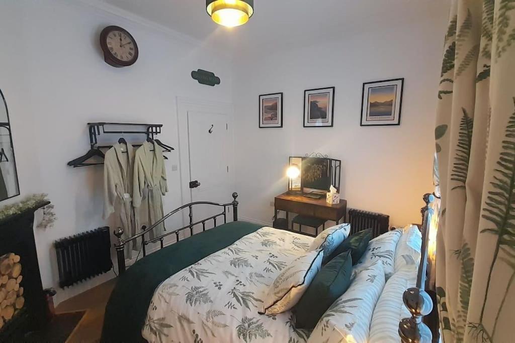 The Railway Sleeper Apartment Cullybackey ภายนอก รูปภาพ